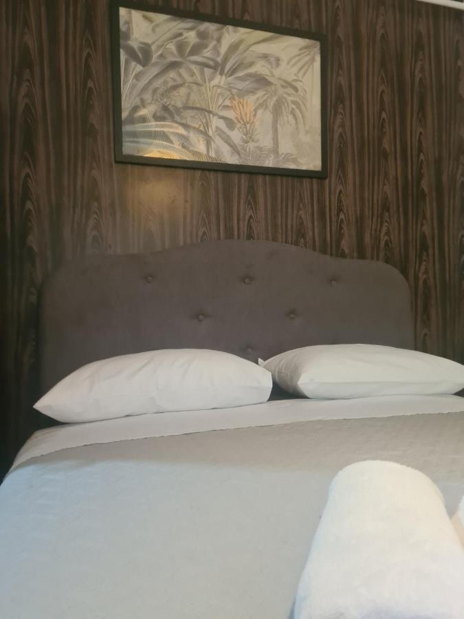 טרביניה Apartmani Santa Barbara מראה חיצוני תמונה