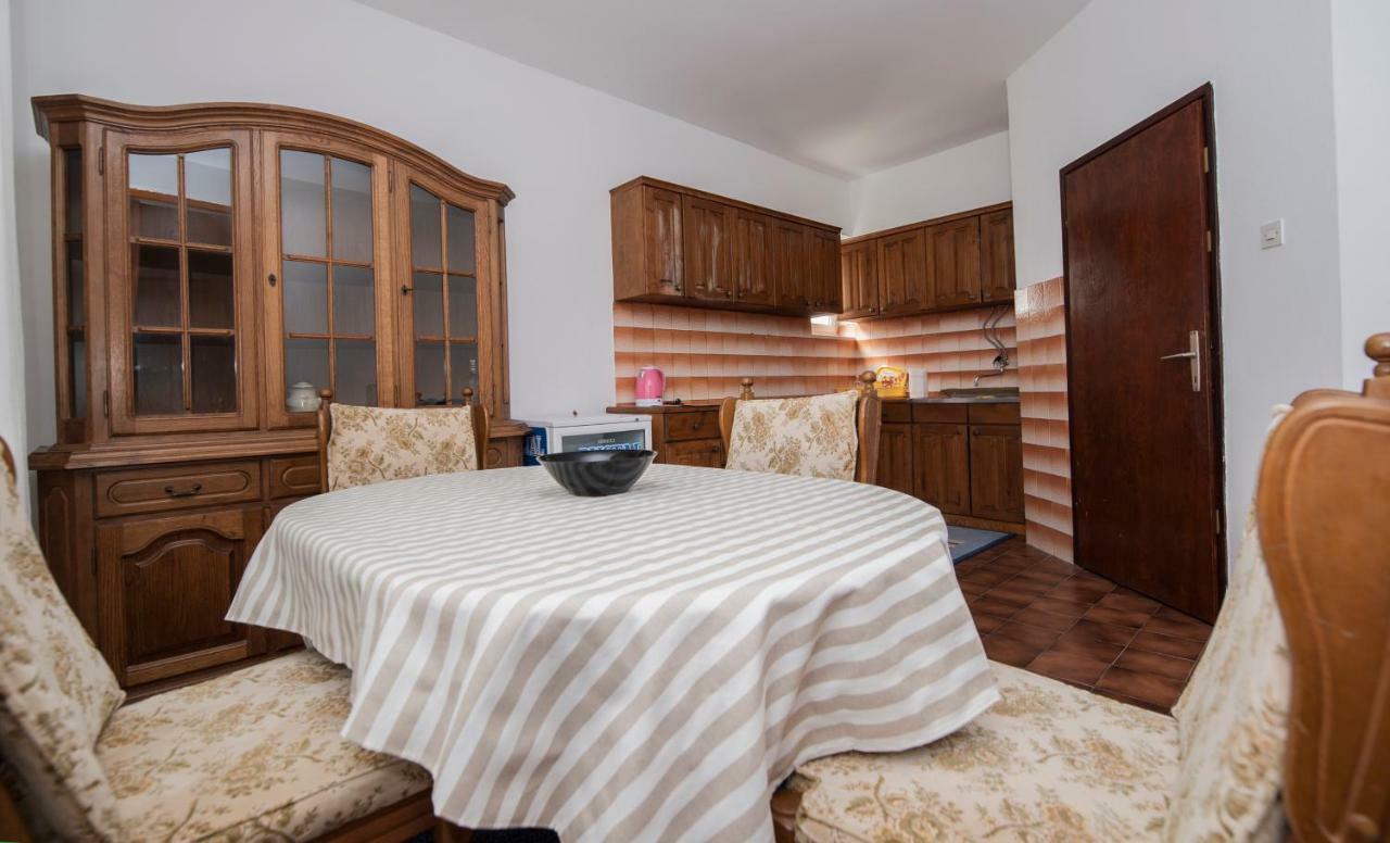 טרביניה Apartmani Santa Barbara מראה חיצוני תמונה