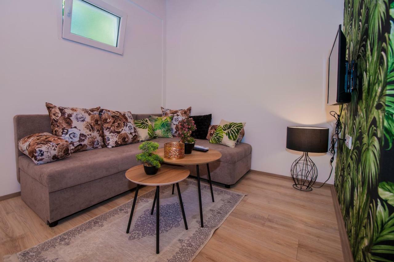 טרביניה Apartmani Santa Barbara מראה חיצוני תמונה